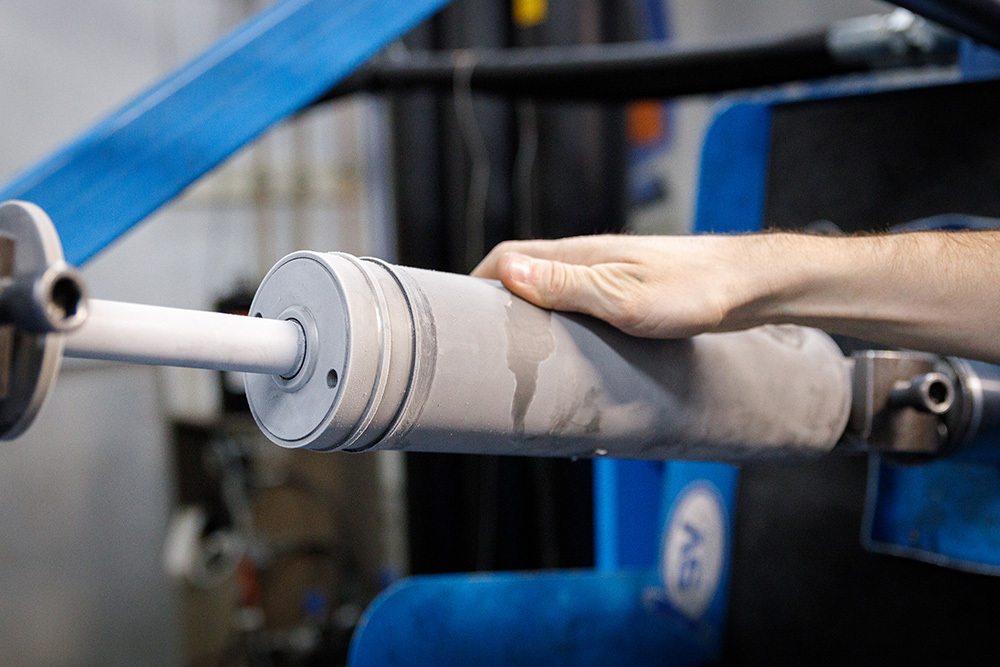 SV-SHOCKS shock absorber is tested in very cold temperature